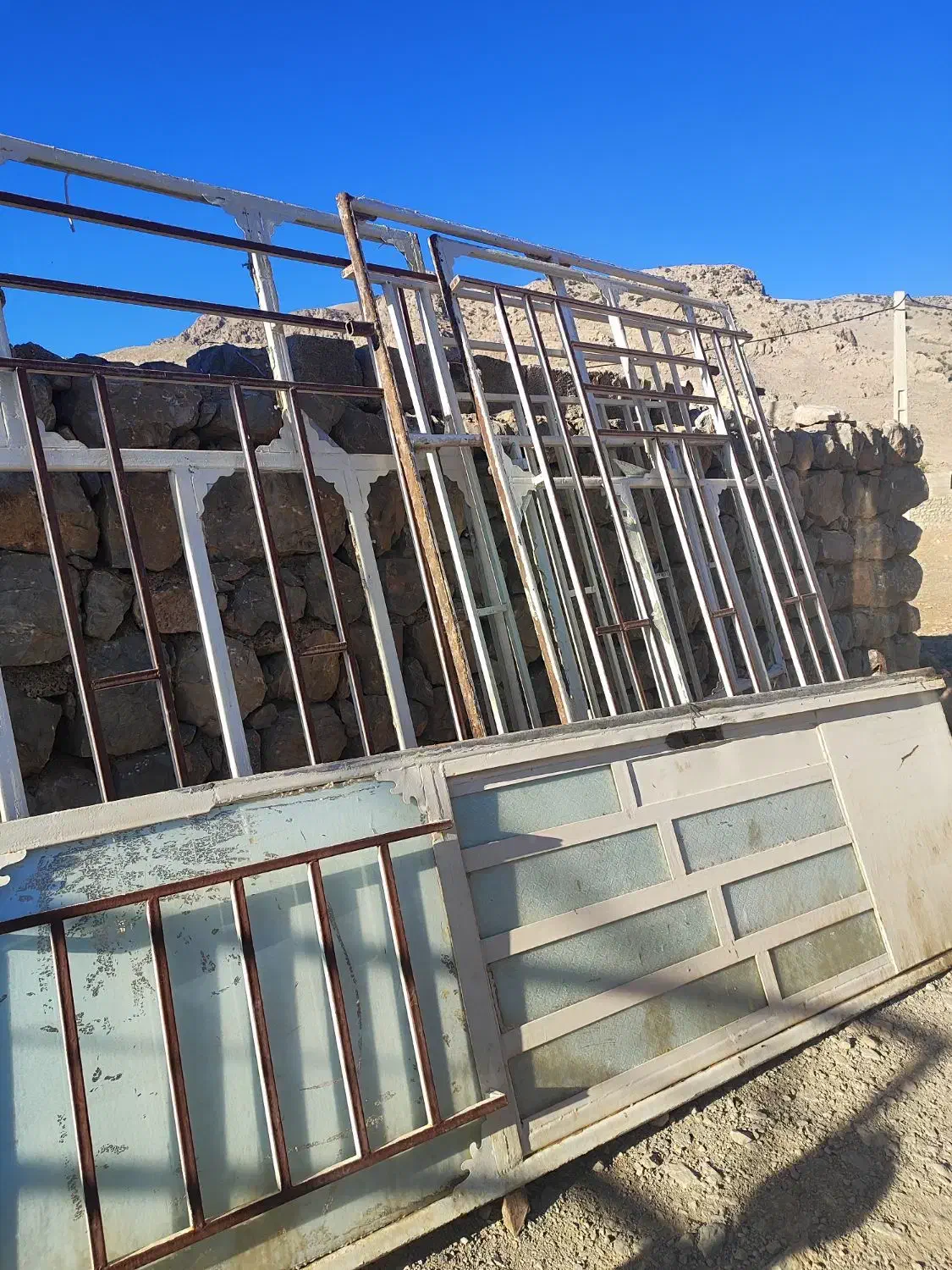 درو پنجره دست دوم|مصالح و تجهیزات ساختمان|ایذه, |دیوار