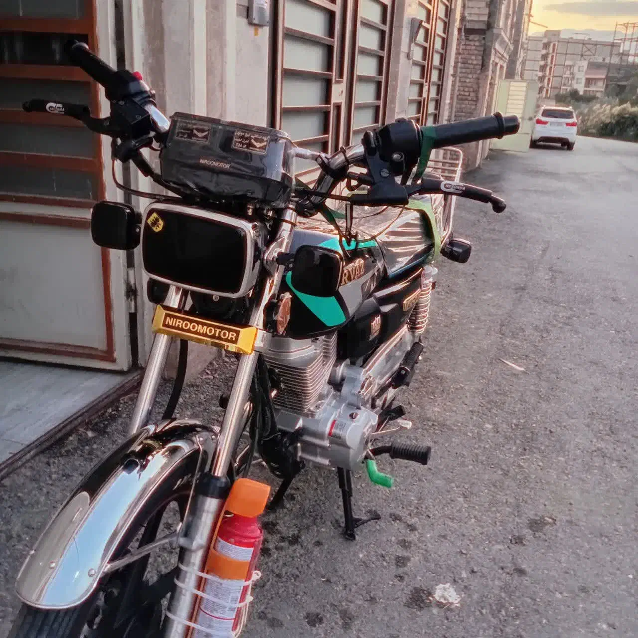 فروش پرواز 200 صفر|موتورسیکلت|بروجرد, |دیوار