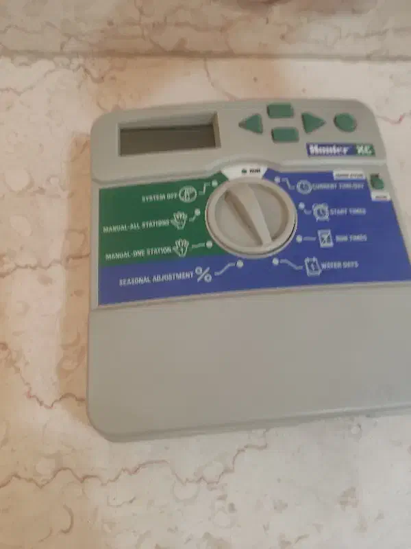 کنترل آبیاری هانتر|خدمات باغبانی و درختکاری|خسروشاه, |دیوار