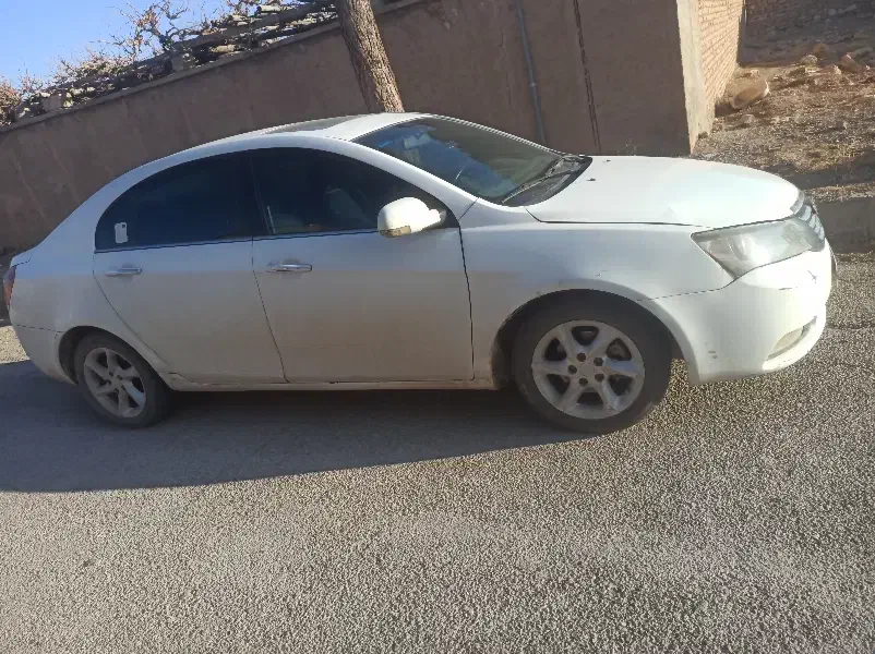 جیلی امگراند سواری ۲۰۱۳|خودرو سواری و وانت|شیراز, سفیرشمالی|دیوار