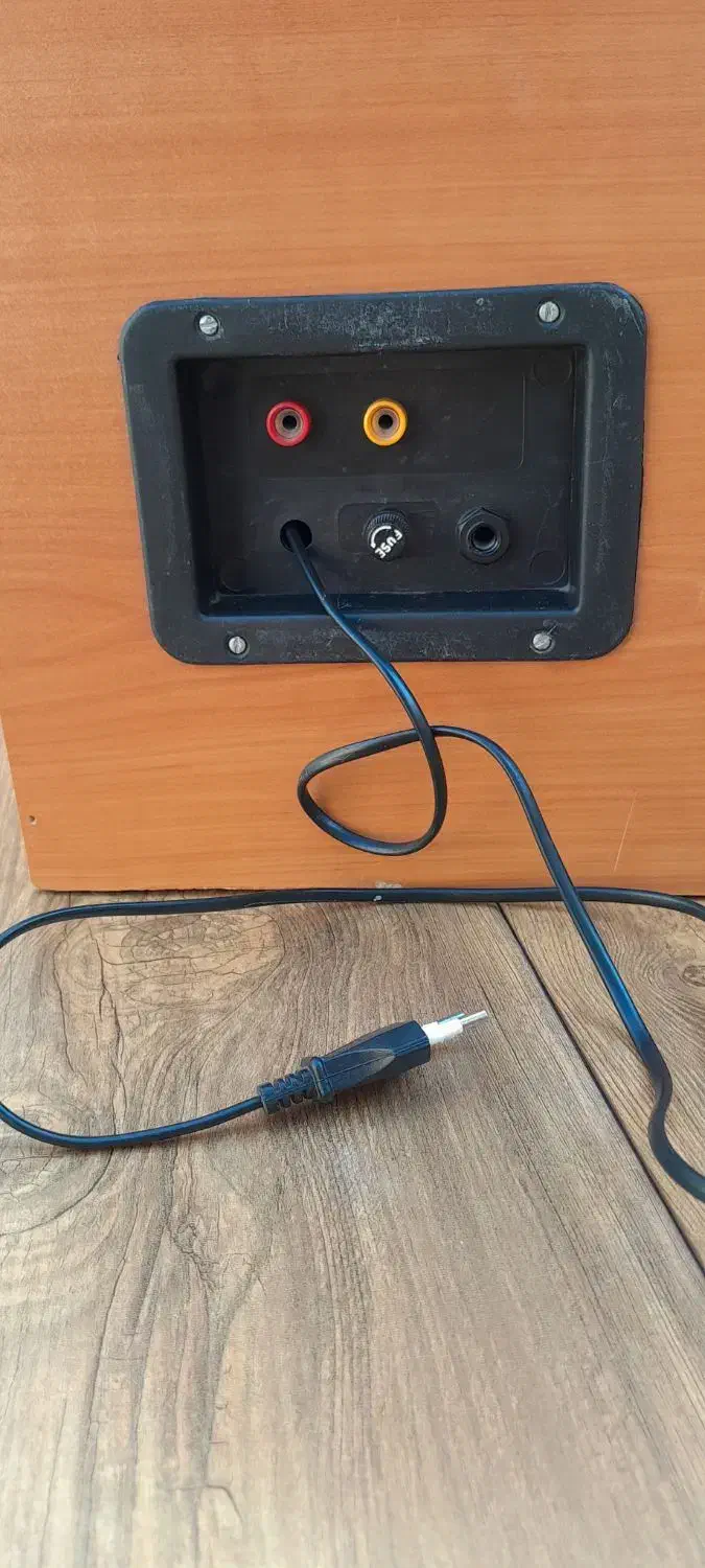 اکو همراه مداحی با میکروفون|صوتی و تصویری|سبزوار, فرهنگیان|دیوار