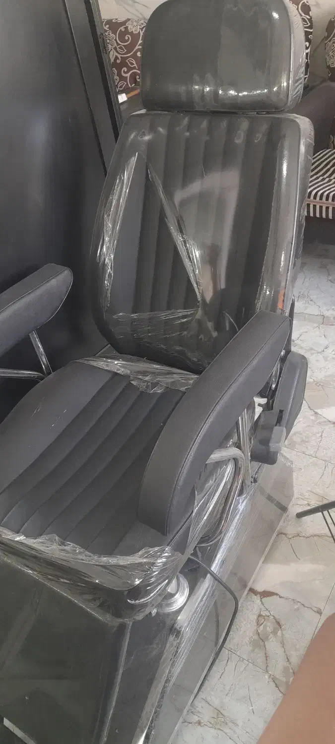 صندلی کوتاهی|آرایشگاه و سالنهای زیبایی|رباطکریم, نصیرشهر|دیوار