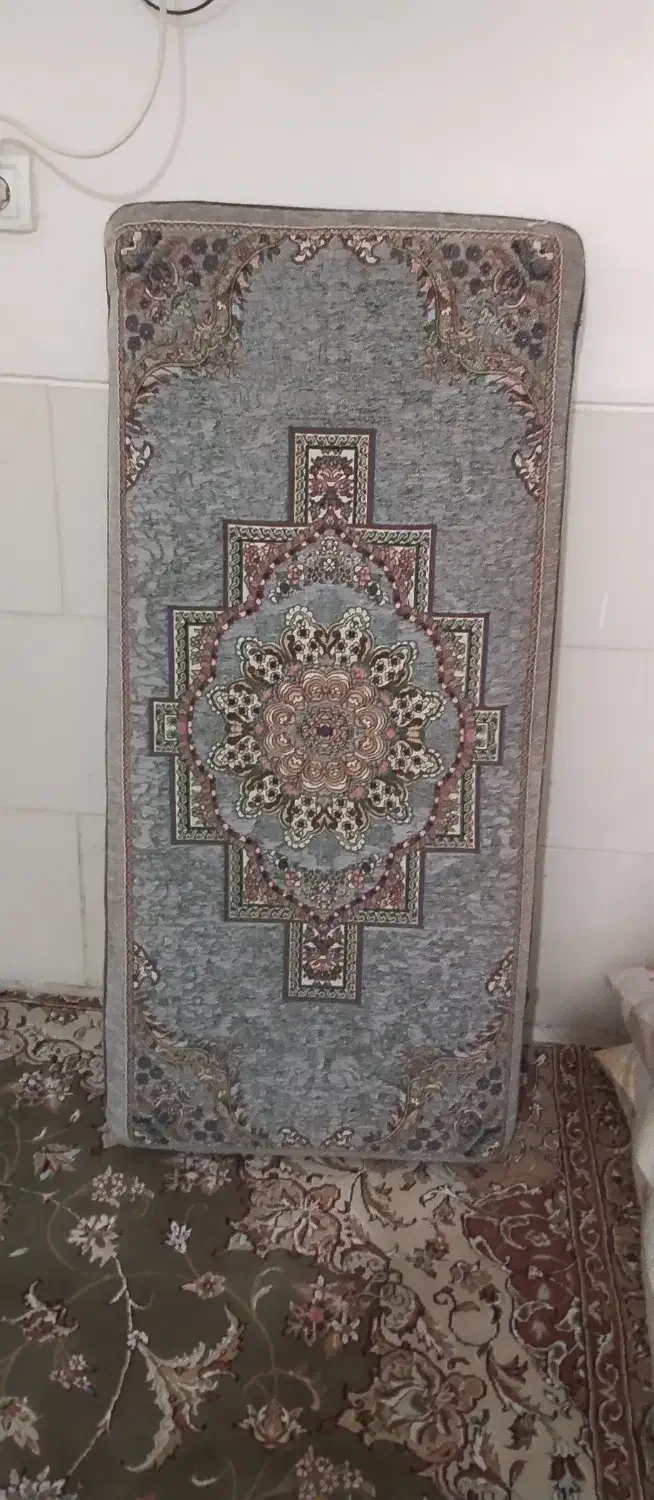 4 عدد پشتی نو|پشتی|شیراز, ده پیاله|دیوار