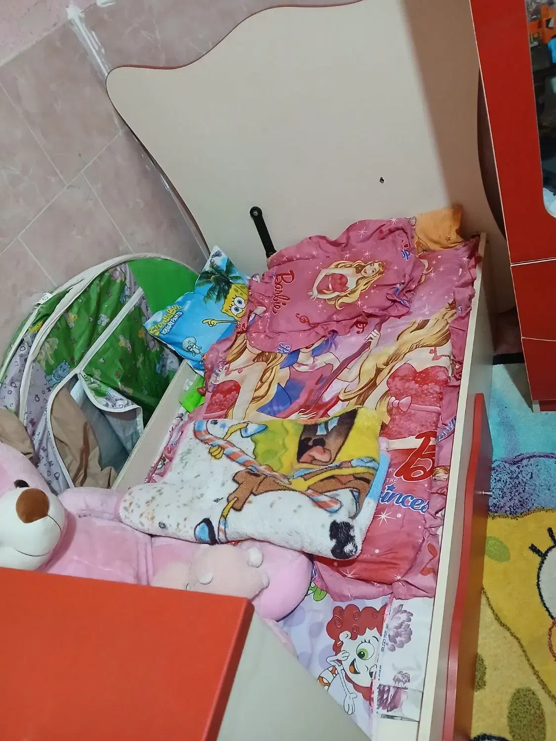 تخت و کمد کودک نوجوان|تخت و سرویس خواب|سیرجان, |دیوار