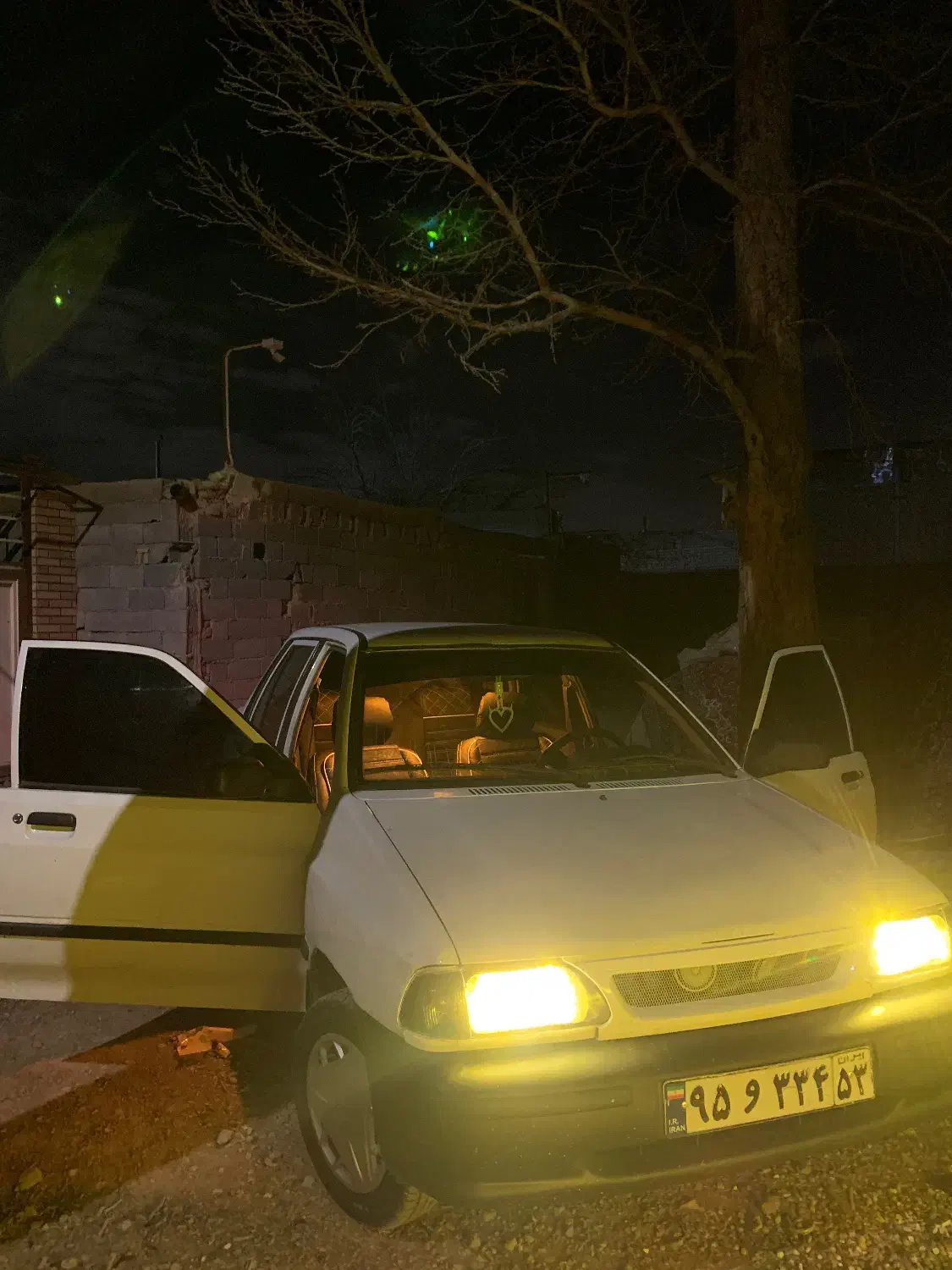 پراید مدل ۸۲شاسی سالم|خودرو سواری و وانت|خمینی‌شهر, |دیوار