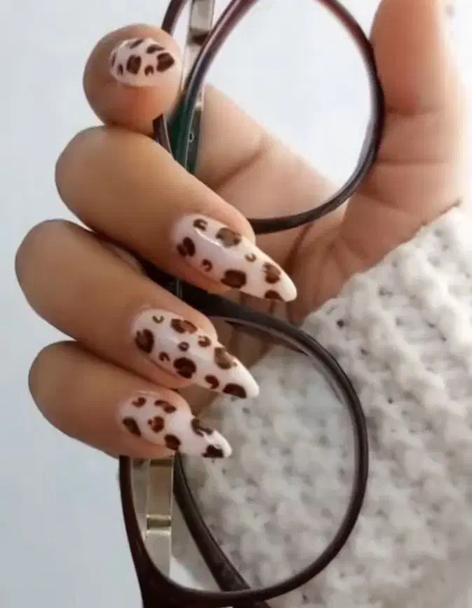 تخفیف یلدایی کاشت ناخن|خدمات آرایشگری و زیبایی|شیراز, دشت چنار|دیوار