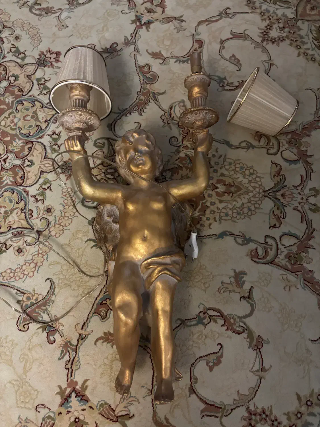 پول یه لامپش هم نیست|لوستر و چراغ آویز|کرج, شهرک اوج|دیوار