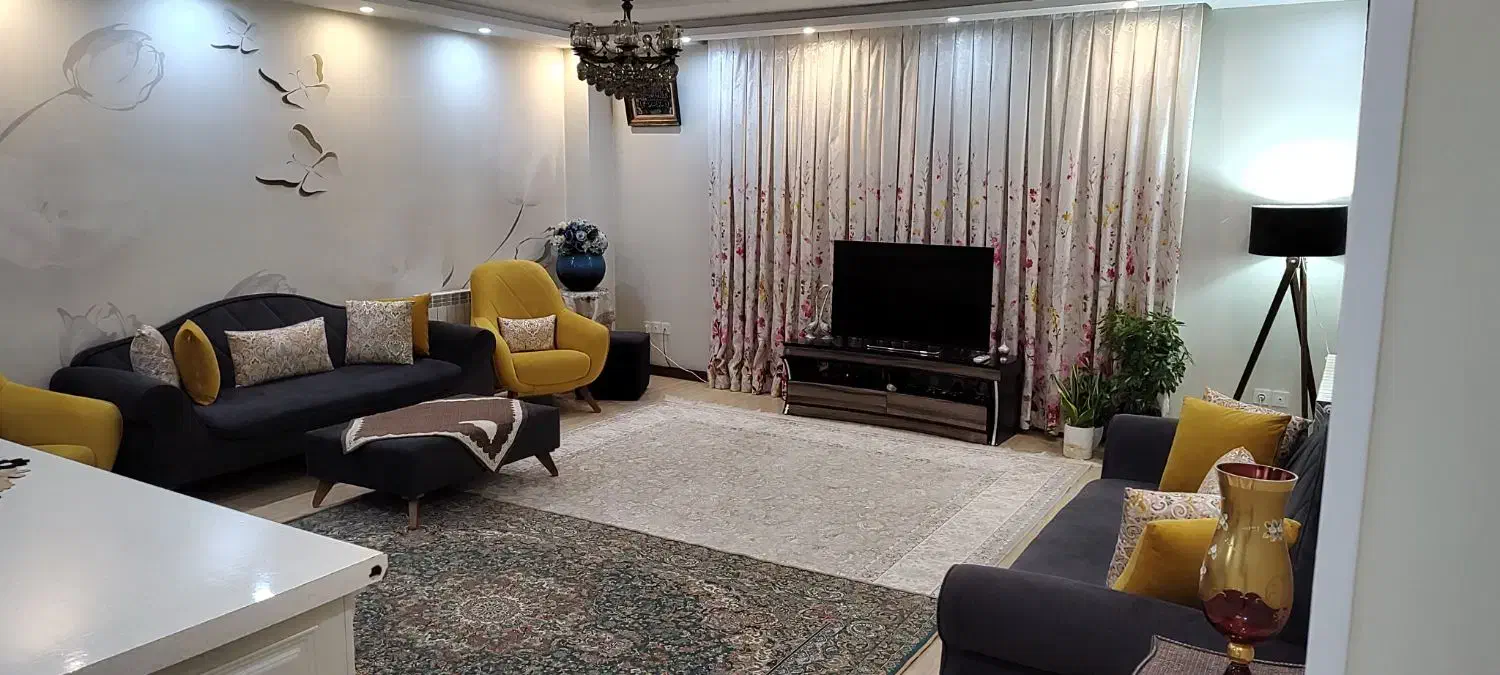 ۱۱۱ متری/ ۱۵ فروردین/فول امکانات/۳ خواب|فروش آپارتمان|همدان, |دیوار