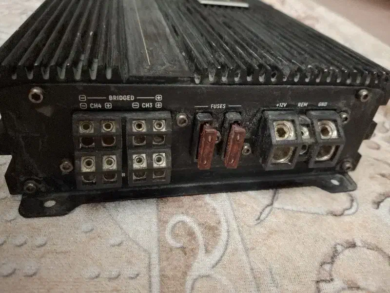 آمپلی|صوتی و تصویری|ارومیه, |دیوار