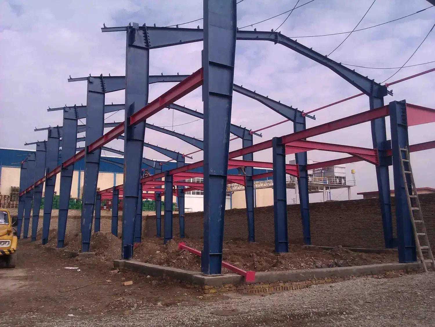 ساخت و نصب انواع سازه های فلزی و LSF|خدمات پیشه و مهارت|هشتگرد, گلسار|دیوار