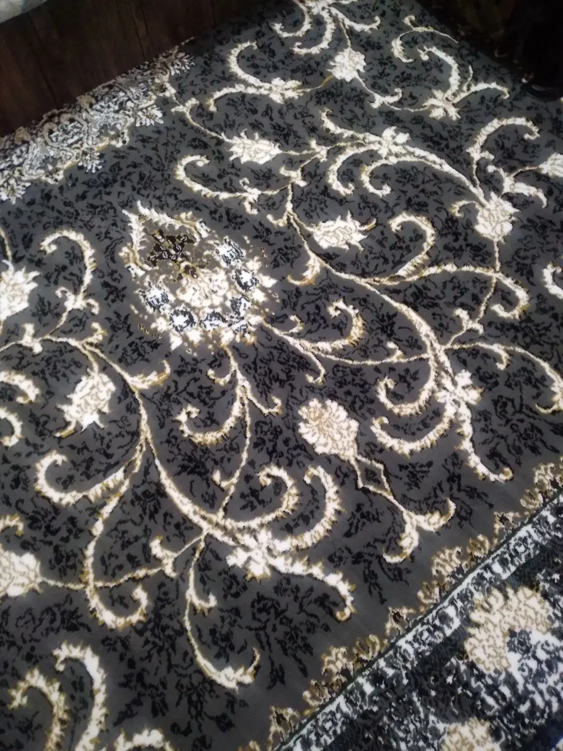 یک قالی نه متری نو|فرش|قوچان, |دیوار