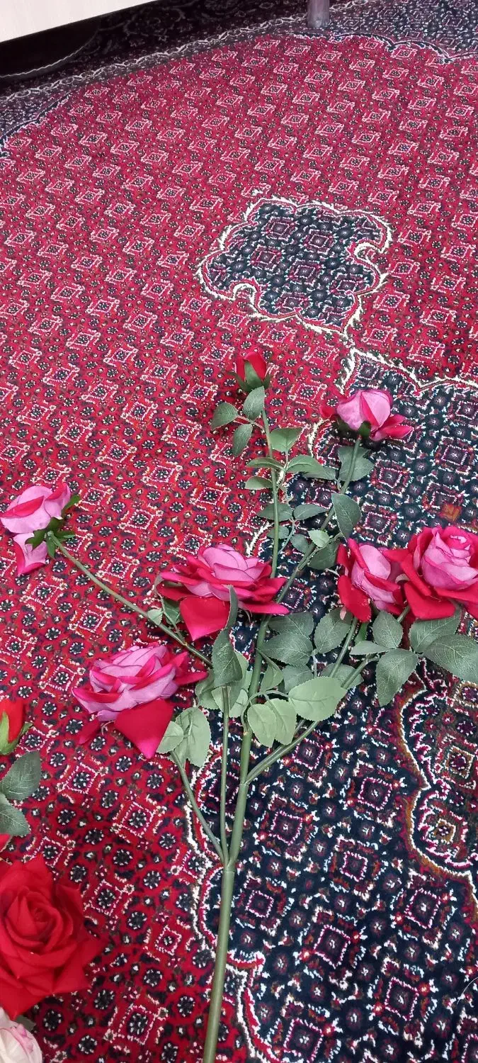 گل رز|گل مصنوعی|بیستون, |دیوار