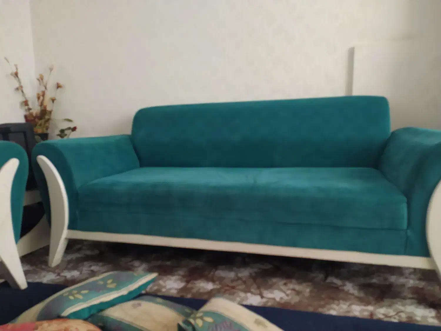 مبل هفت نفره|مبلمان خانگی و میز عسلی|شیراز, دوکوهک|دیوار