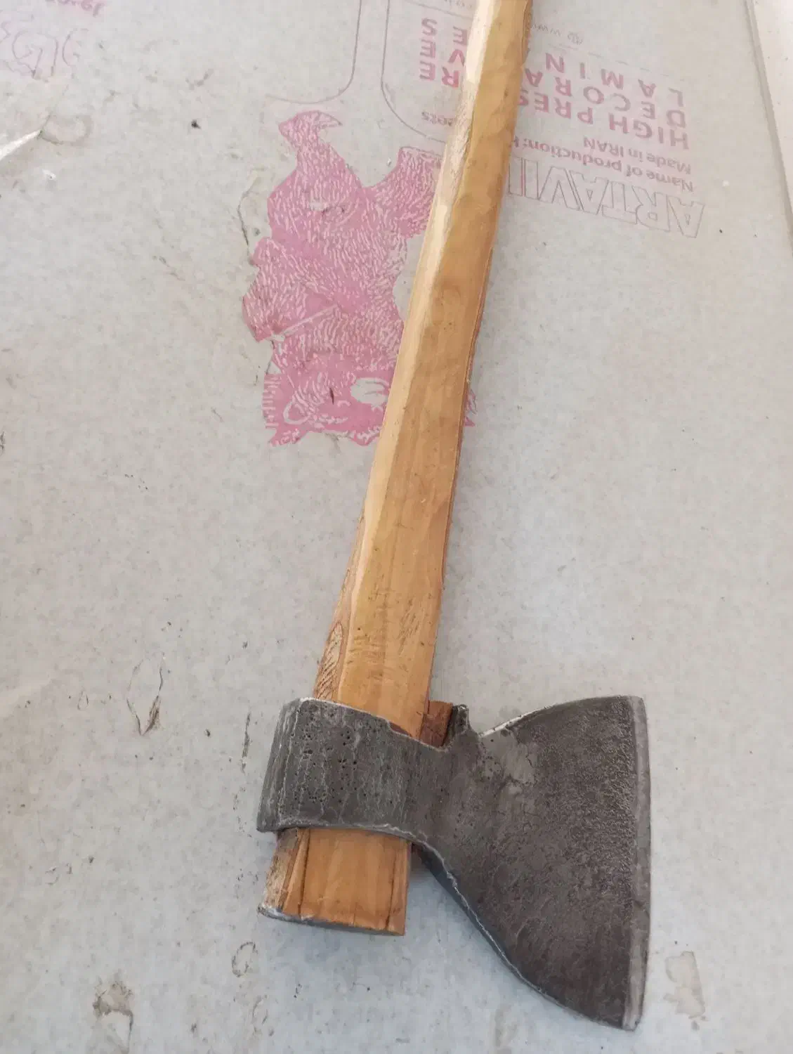 تبر قدیمی روسی|کلکسیون اشیاء عتیقه|باسمنج, |دیوار