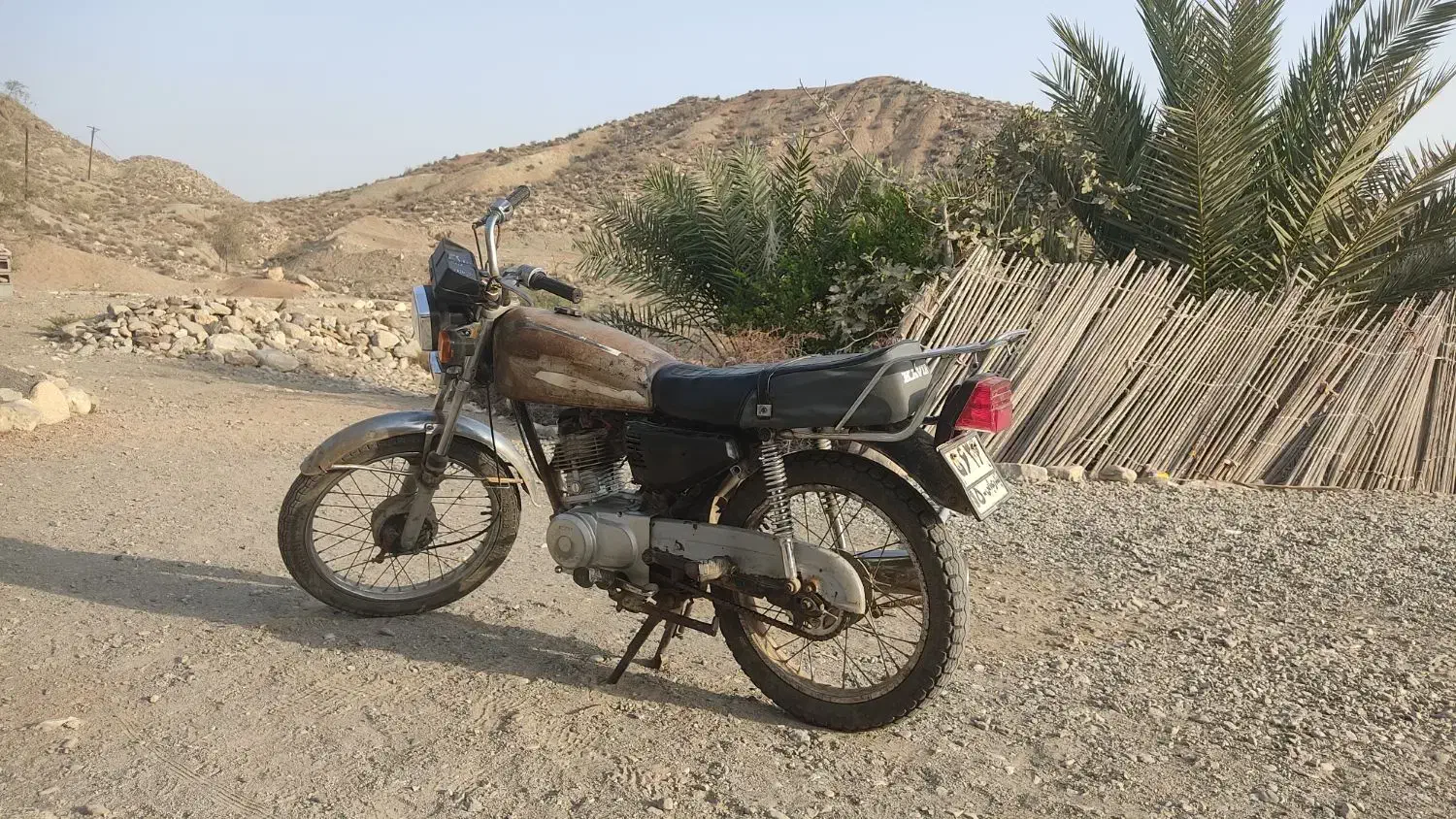 موتور سیکلت مدل ۸۳ .اطراف رودان|موتورسیکلت|رودان, |دیوار