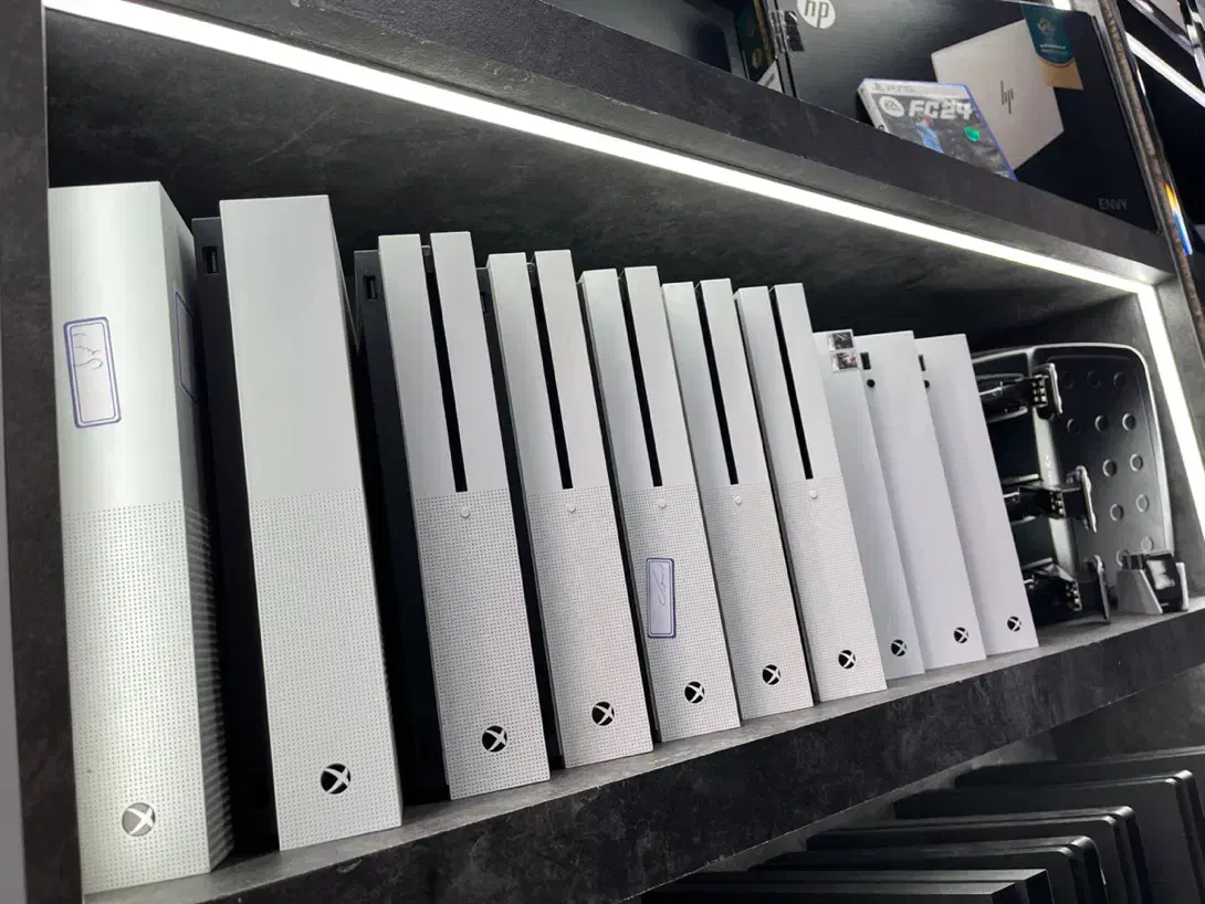 xbox one S 1 tra بدون پیش پرداخت طلا یا چک|کنسول، بازی ویدئویی و آنلاین|اصفهان, مفتح|دیوار