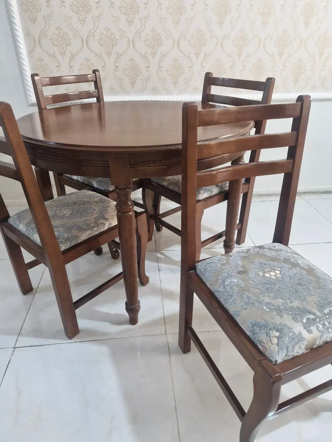 میز ناهار خوری ۴ نفره|میز و صندلی غذاخوری|مشهد, فردوسی|دیوار