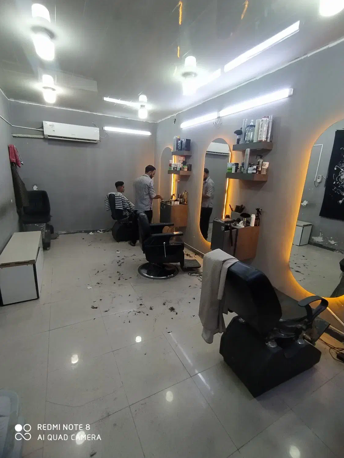 نیازمند همکار جوان در آرایشگاه مردانه مَهبُد|استخدام درمانی، زیبایی، بهداشتی|قشم, |دیوار