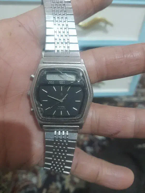 ساعت دوزمانه|ساعت|یزد, |دیوار