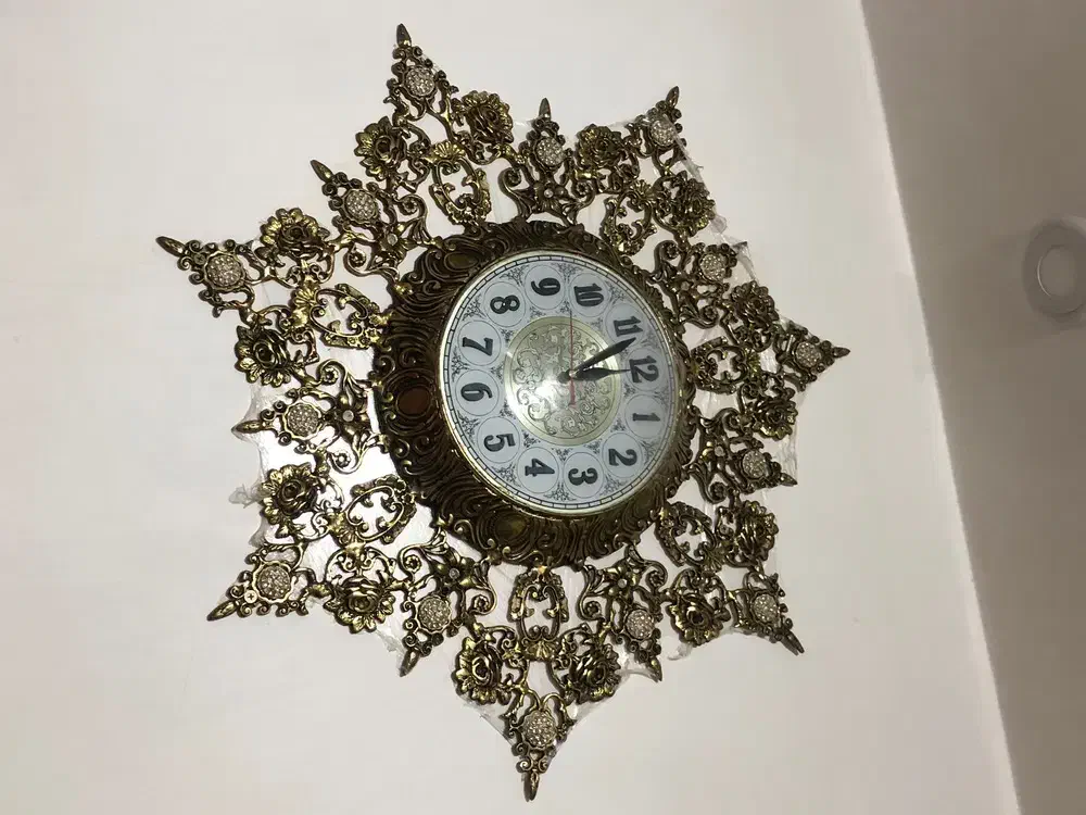 ساعت دیواری|ساعت دیواری و تزئینی|خوی, |دیوار