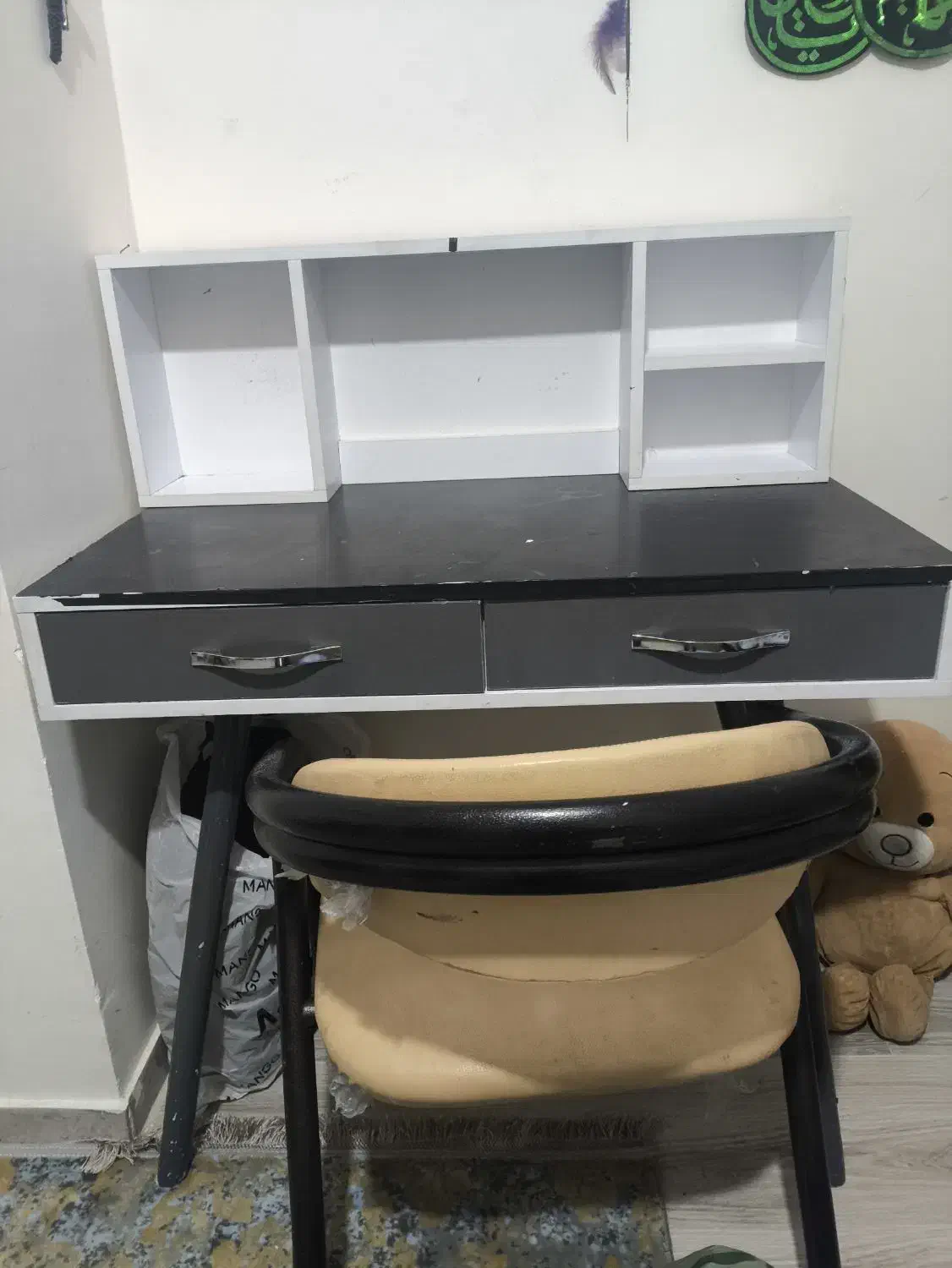 میز و صندلی کامپیوتر|میز تحریر و کامپیوتر|دماوند, مسکن مهر گیلاوند|دیوار