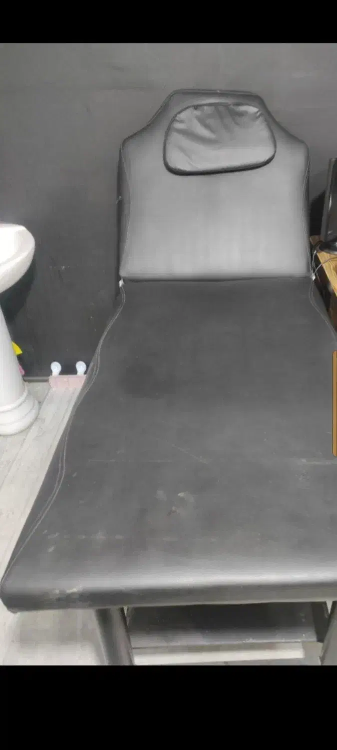 تخت مژه یا میکرو ماساژ|آرایشگاه و سالن‌های زیبایی|اسلام‌شهر, زرافشان|دیوار