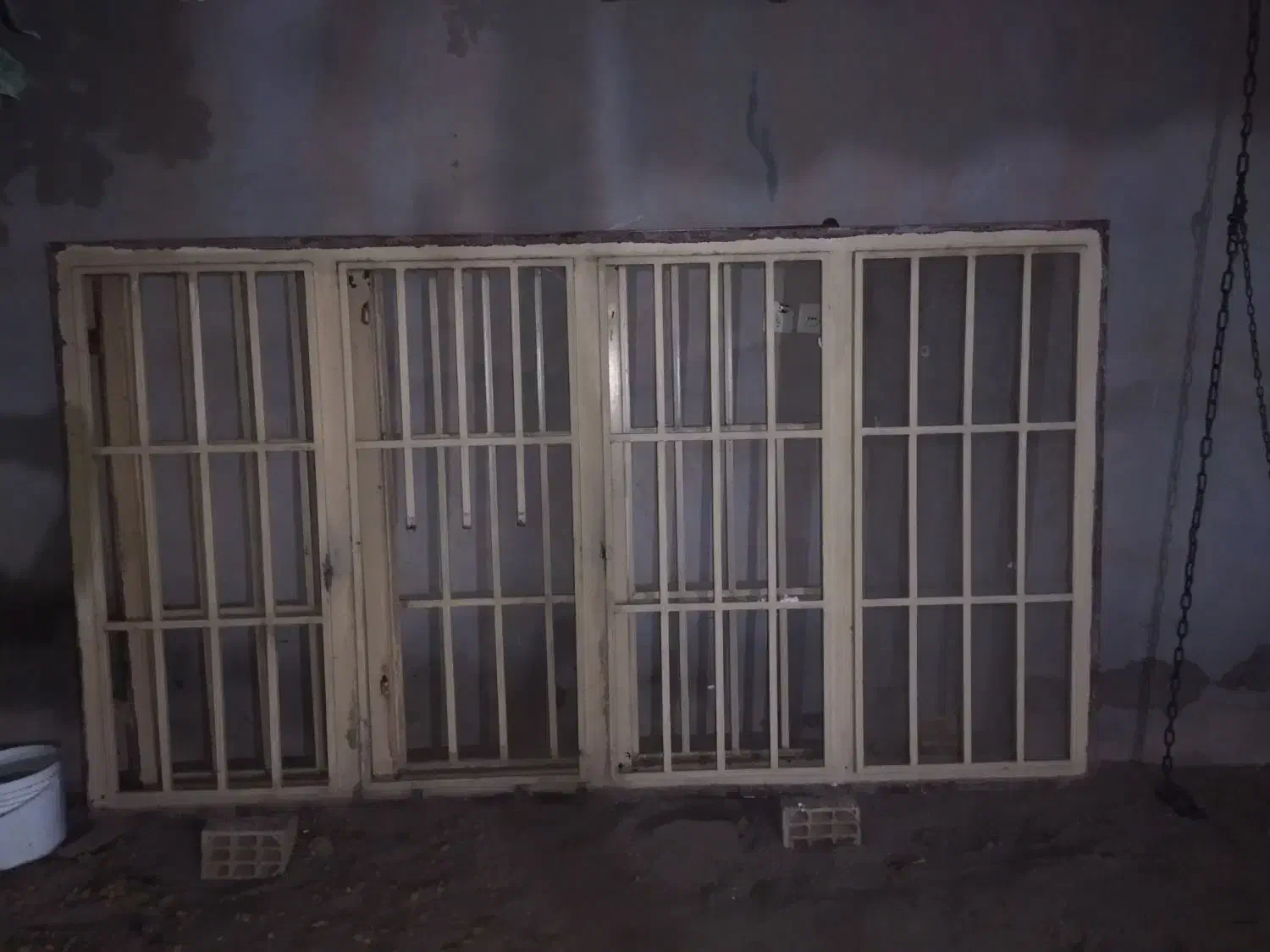 درب و پنجره آهنی دست دوم|مصالح و تجهیزات ساختمان|بجنورد, |دیوار