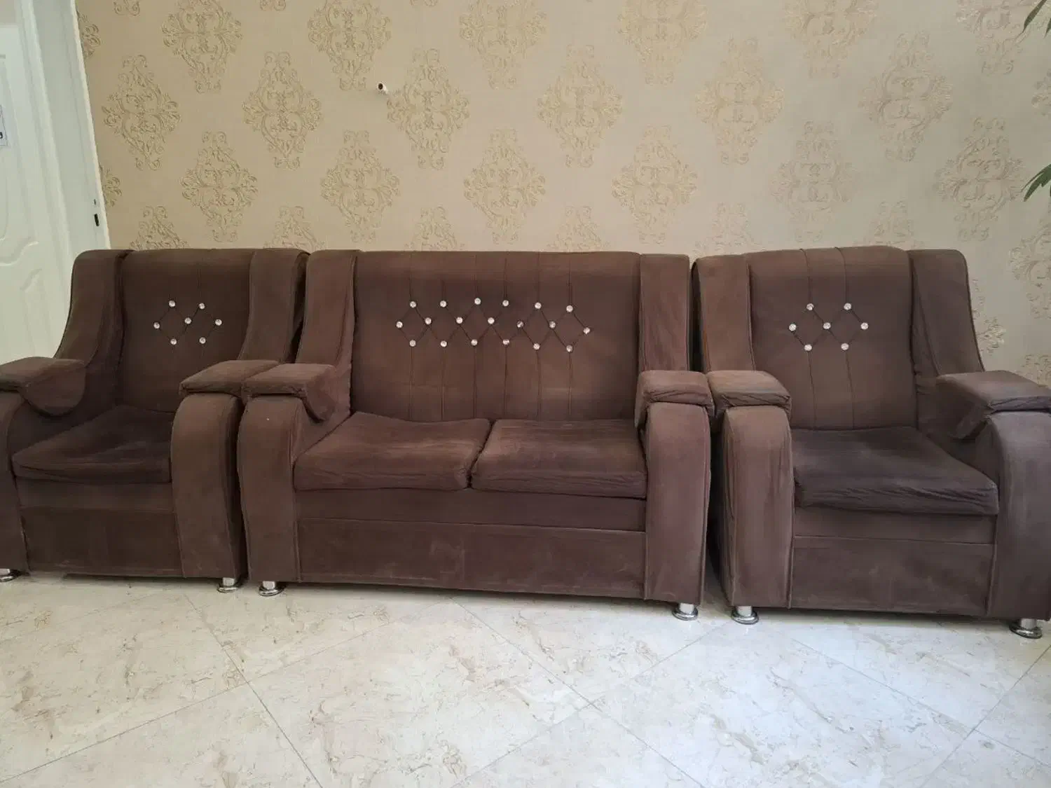 مبل و تخت|مبلمان خانگی و میز عسلی|سبزوار, کاشفی شمالی (دادگستری)|دیوار