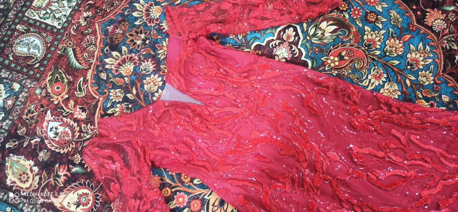 لباس مجلسی|لباس|گلستان (تهران), |دیوار