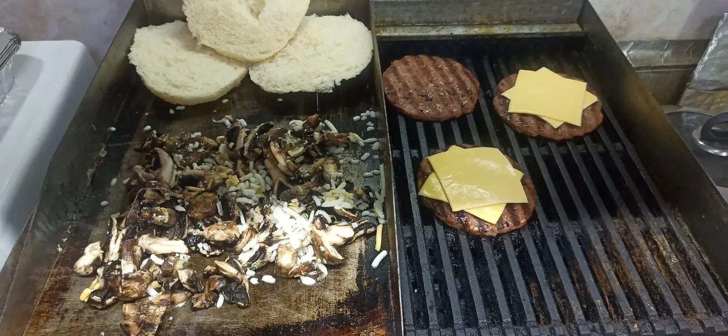 فست فود پاستا چیکن آلفردو و ساندویچ همبرگر دستی|کافیشاپ و رستوران|چناران, |دیوار