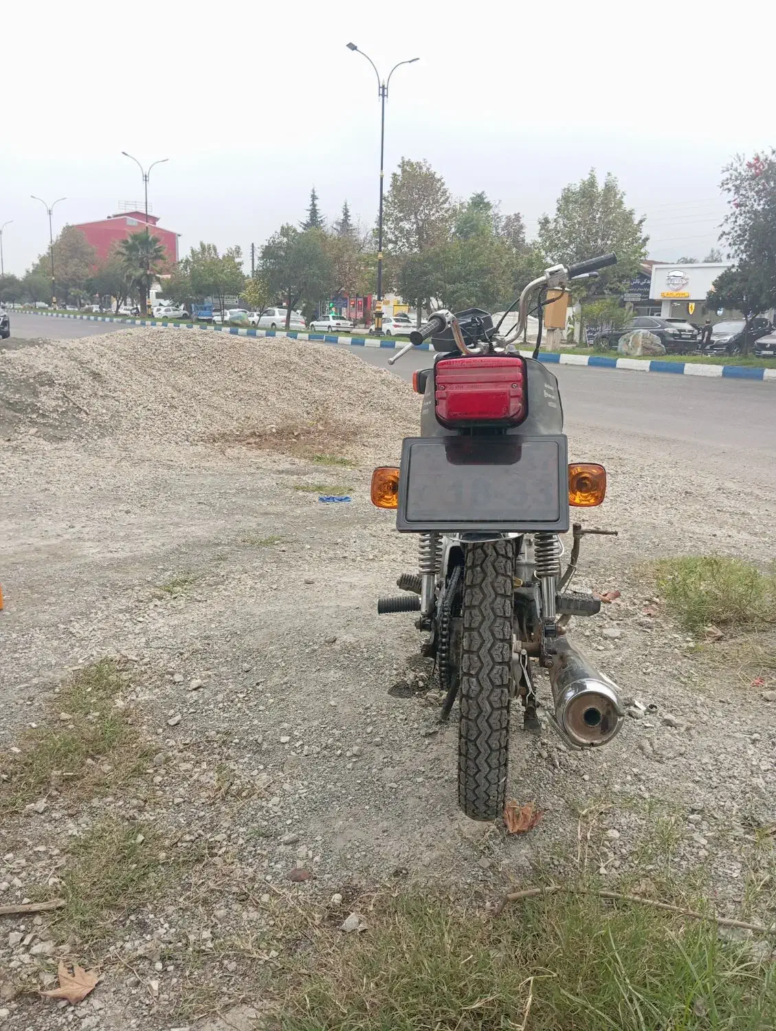 هوندا|موتورسیکلت|تالش, هشتپر|دیوار