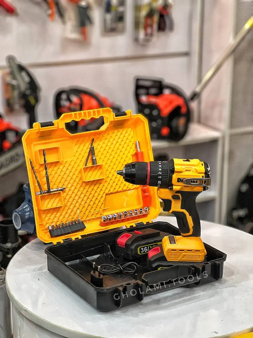 دریل بوکس شارژی تراز لیزری سنگ فرز علفتراش رویز|ابزارآلات|تهران, حسنآباد|دیوار