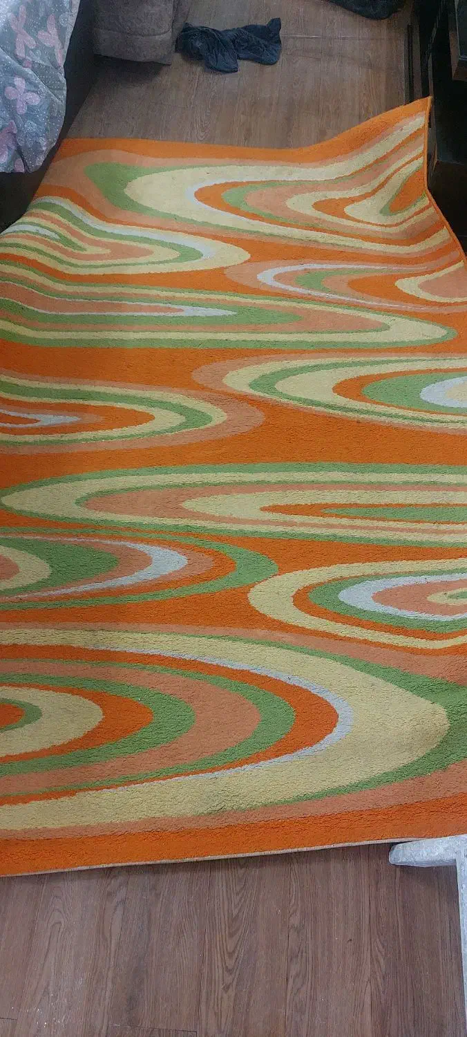 قالیچه دومتر و سی سانت در یک متر و نیم.کرج|فرش|زرندیه, |دیوار