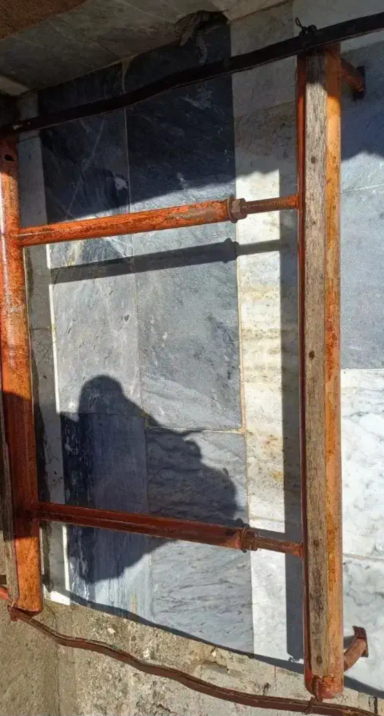 دستگاه فرش باف|لوازم خیاطی و بافتنی|میاندوآب, |دیوار