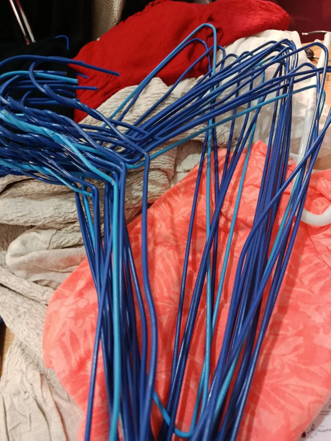 چوب رختی|بندرخت و رخت‌آویز|تبریز, |دیوار