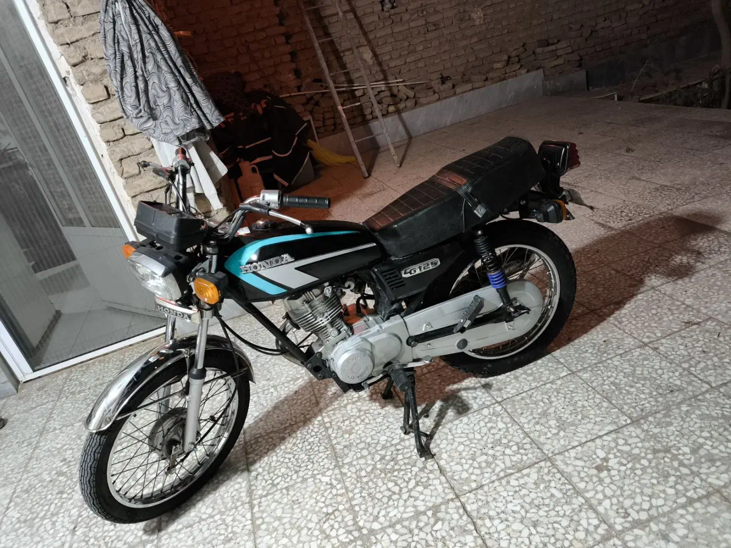 فروش موتور هندا 125 هرمز|موتورسیکلت|گرمسار, |دیوار