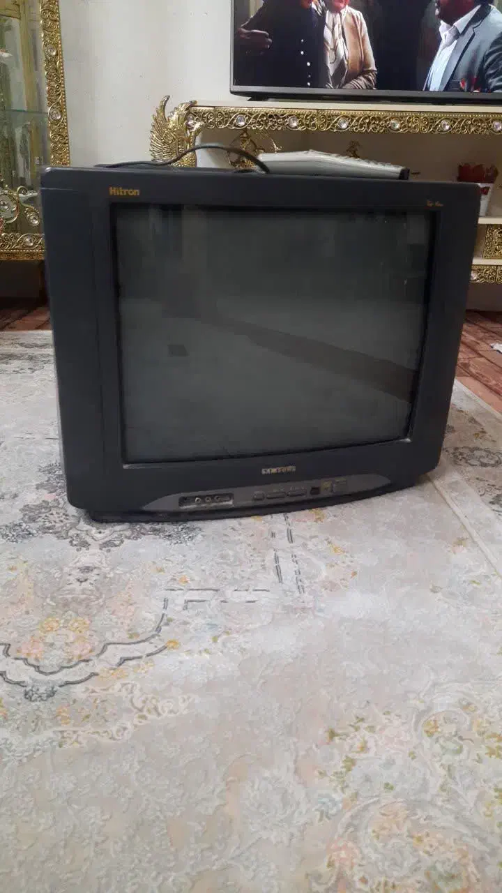 تلویزیون ۲۱ اینچ|تلویزیون و پروژکتور|زنجان, |دیوار