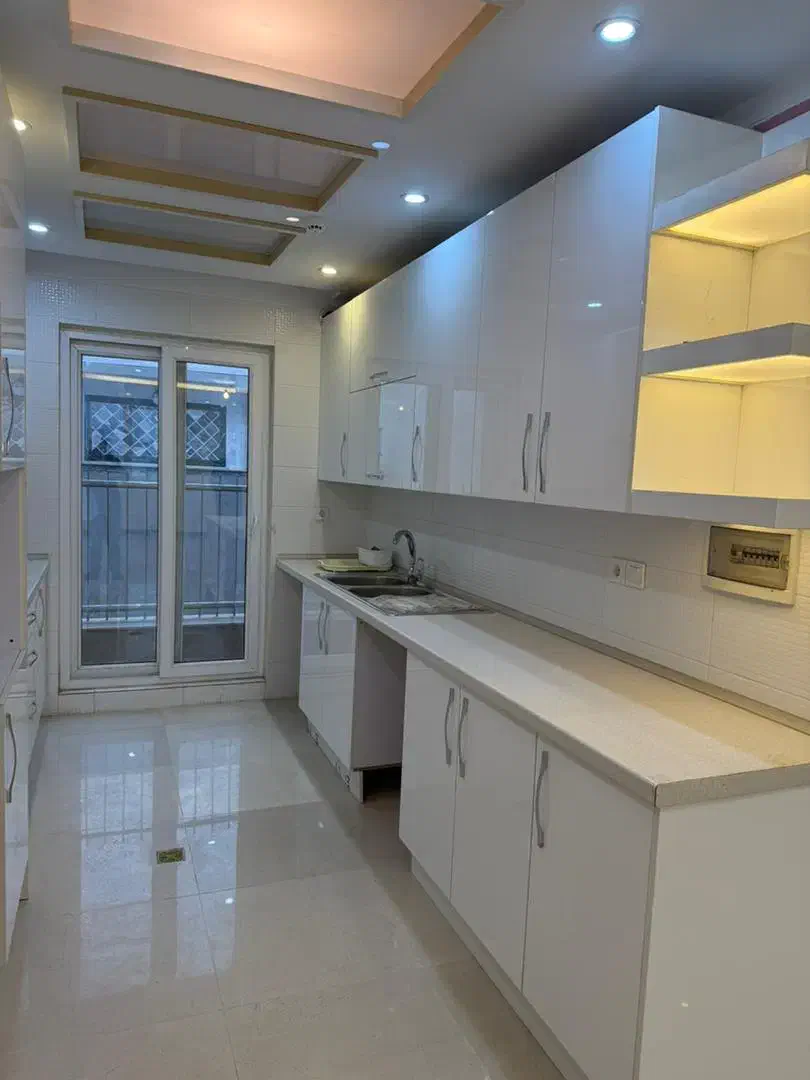 ۹۵متری بهارشیراز کلیدنخورده