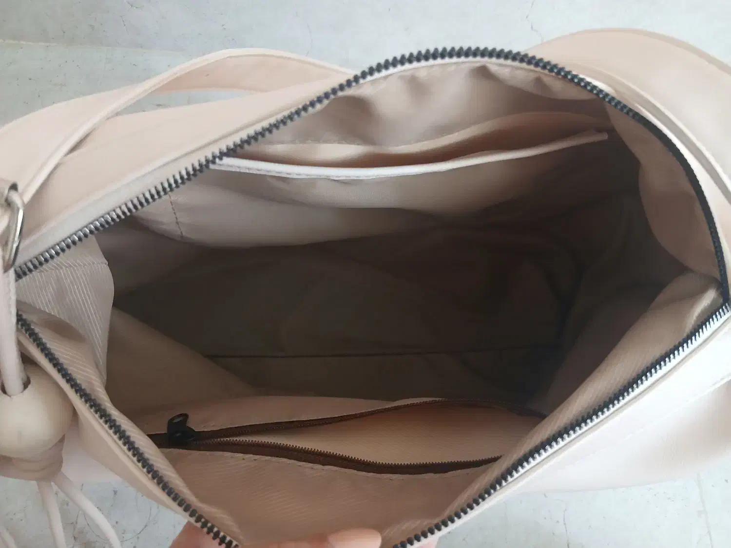 کیف|کیف، کفش، کمربند|اردبیل, |دیوار