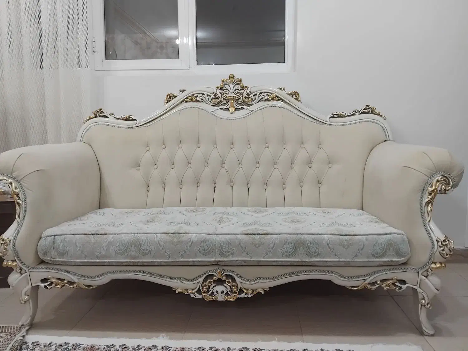 فرش نو با تخفیف ویژه|مبلمان خانگی و میز عسلی|شهرکرد, |دیوار