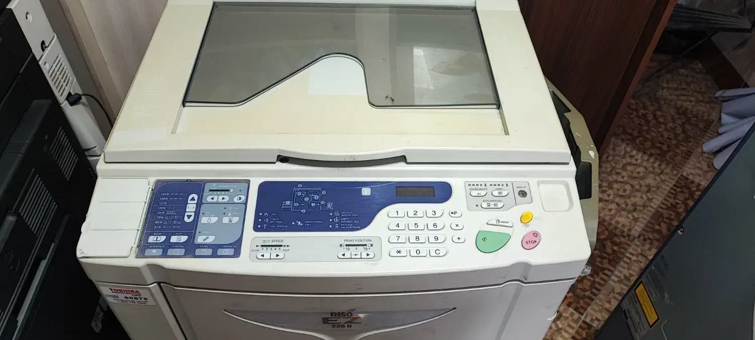 ریسو گراف EZ220 در حد نو و کپی رنگی کونیکا 452|پرینتر، اسکنر، کپی، فکس|تهران, جیحون|دیوار