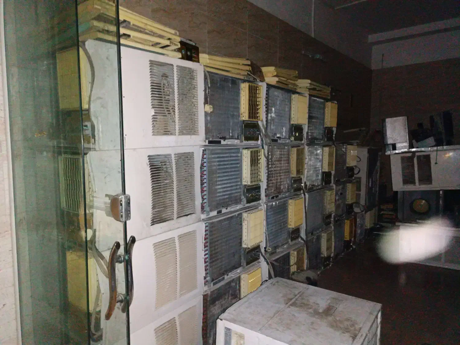 فروش و خرید انواع کولر قدیمی جنرال|کولر گازی و فن‌کوئل|گرگان, |دیوار