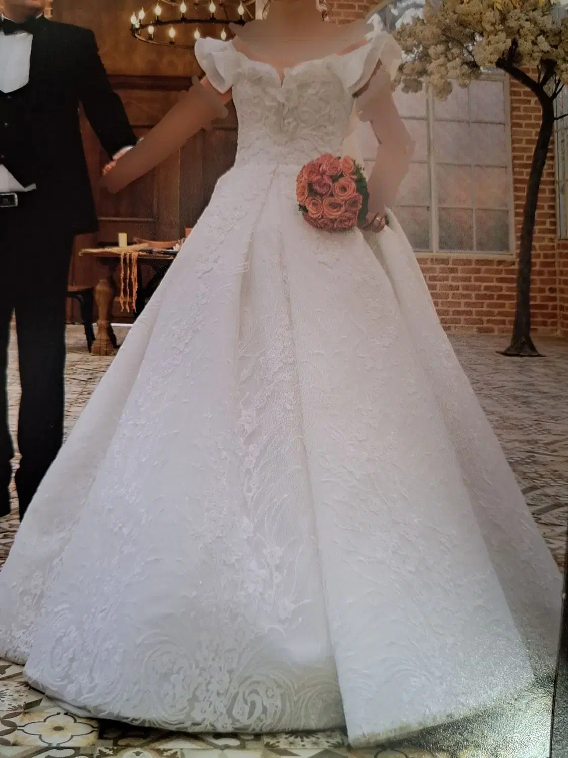 لباس عروس|لباس|ری, دیلمان|دیوار