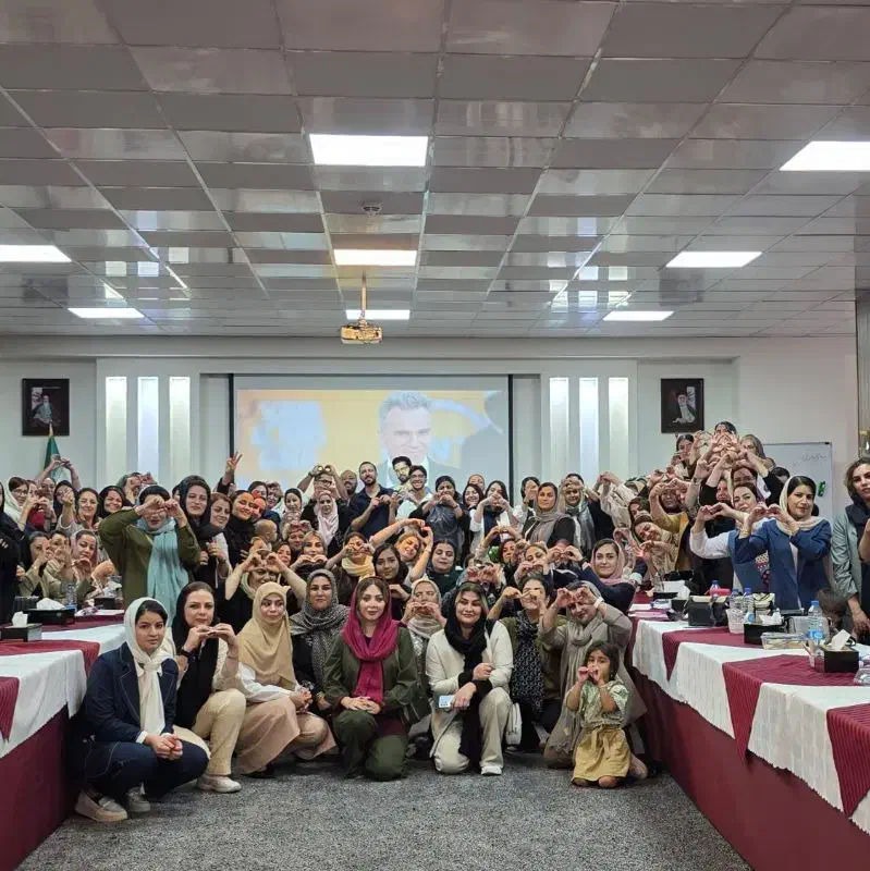 استخدام نیرو کاردرمنزل|استخدام بازاریابی و فروش|خمینی‌شهر, |دیوار