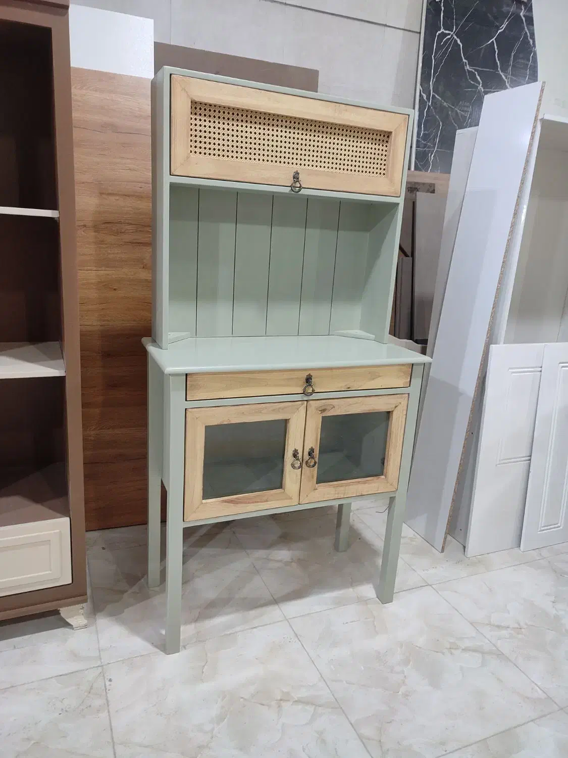 کافی بار|بوفه، ویترین، کنسول|تربتحیدریه, پائین ولایت|دیوار