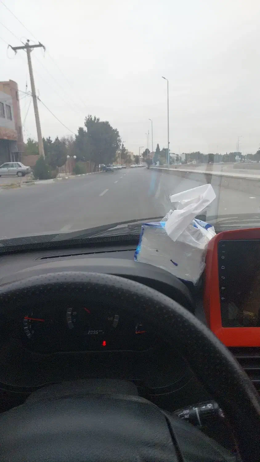 کوییک آر ۱۴۰۱ مشکی قرمز|خودرو سواری و وانت|قشم, |دیوار