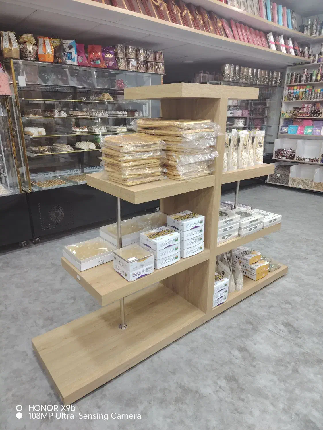 ویترین درجه یک برای مغازه شیک|فروشگاه و مغازه|شیراز, شهرک مهدیه|دیوار