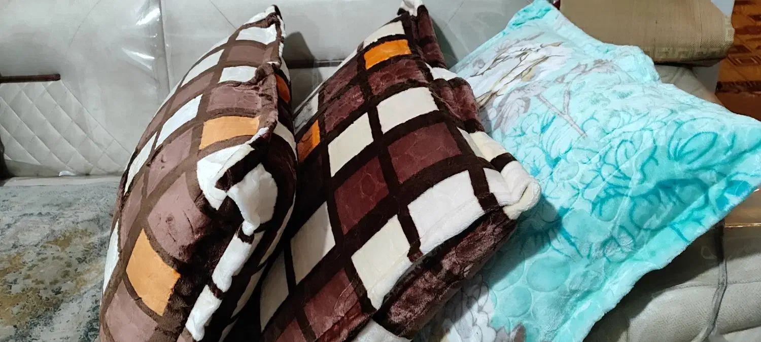 فروش بالشت زیر سری|رختخواب، بالش، پتو|شیراز, شهرک مفتح|دیوار