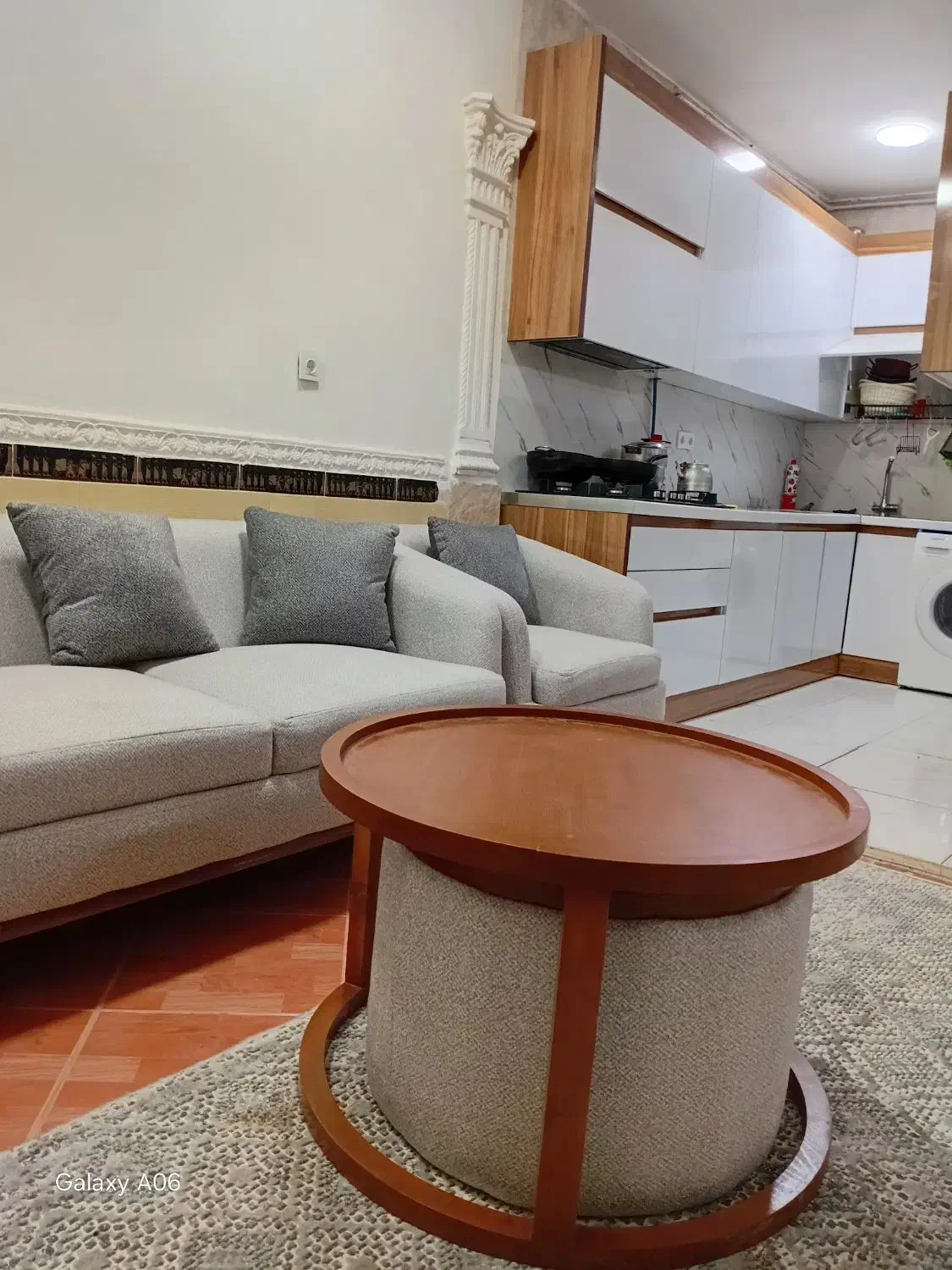 مبل مینیمال مدرن آپارتمانی(آغاجاری)|مبلمان خانگی و میز عسلی|بندر ماهشهر, |دیوار