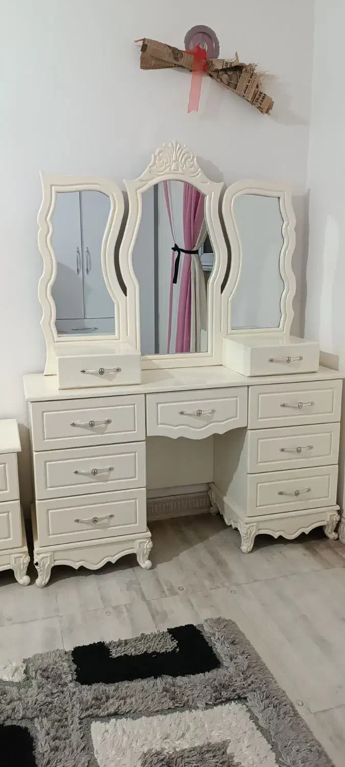 سرویس تخت خواب|تخت و سرویس خواب|رودسر, |دیوار